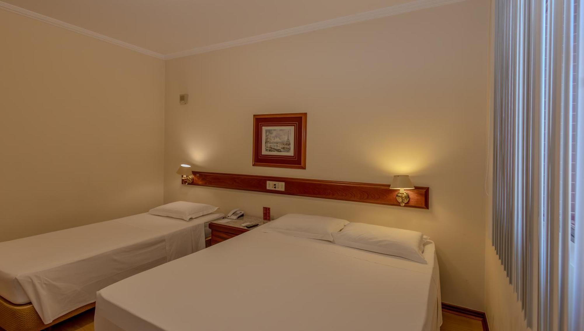 Luxury Triple Room,1499210077:JPEG
